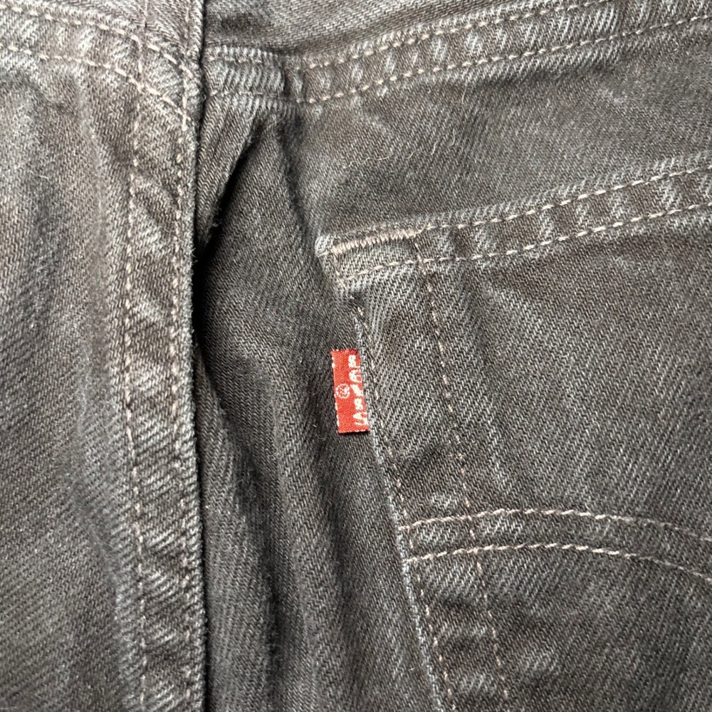 Vintage Levis 501 Black Denim Jeans Made in USA 1998 Button Fly W31 L34 501-0660 - Picture 15 of 16